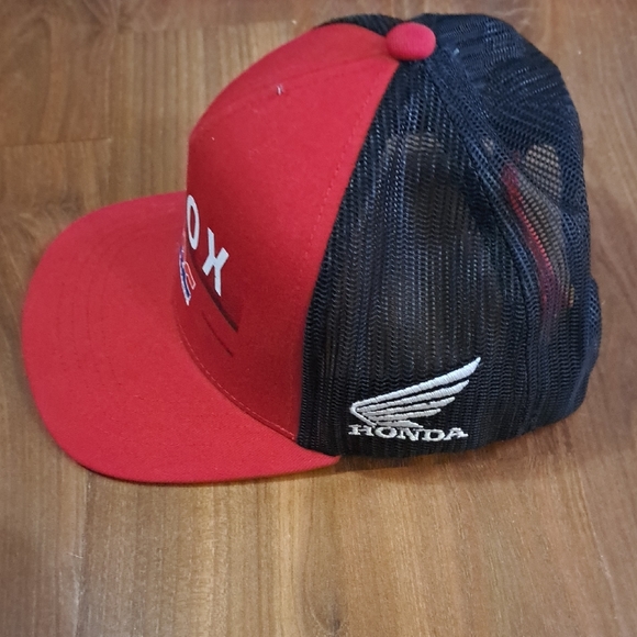 Fox Red and Black Racing Cap - Picture 2 of 7